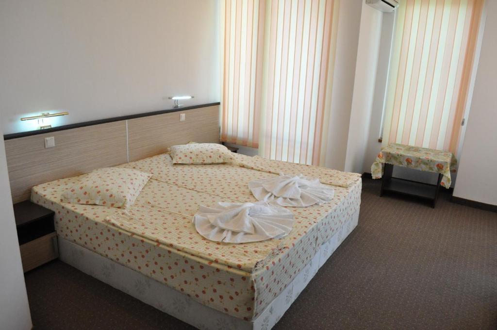 St. George Apartments Nesebar Bilik gambar