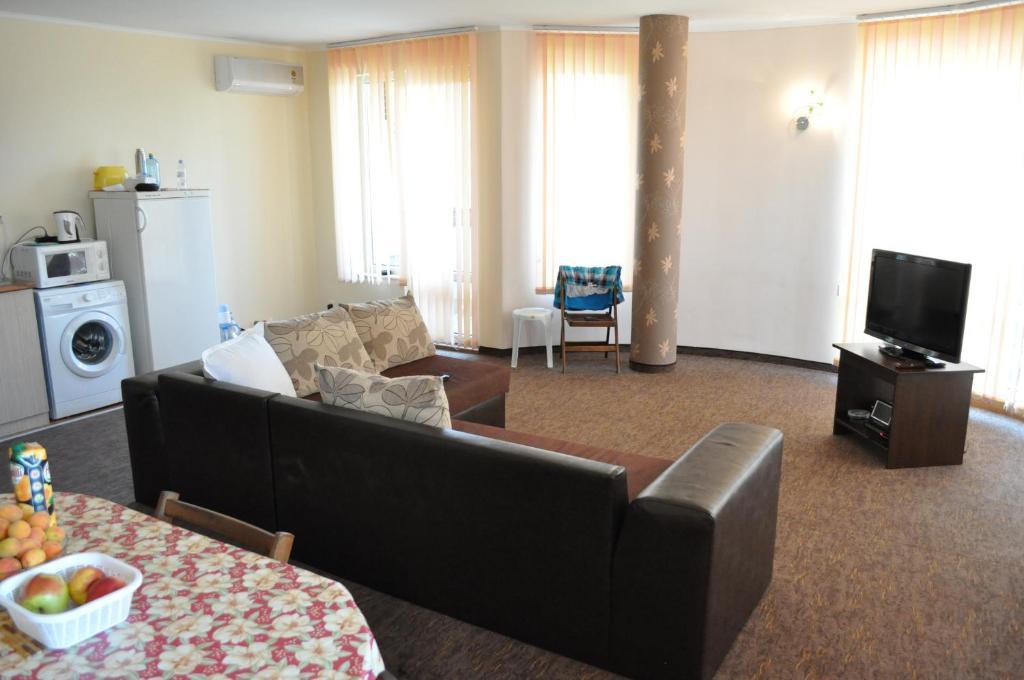 St. George Apartments Nesebar Bilik gambar