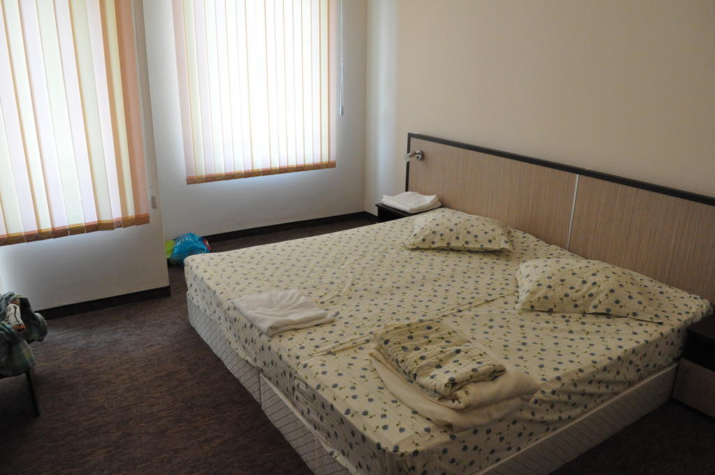 St. George Apartments Nesebar Bilik gambar