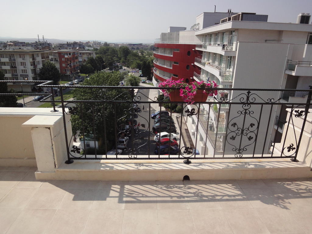St. George Apartments Nesebar Bilik gambar