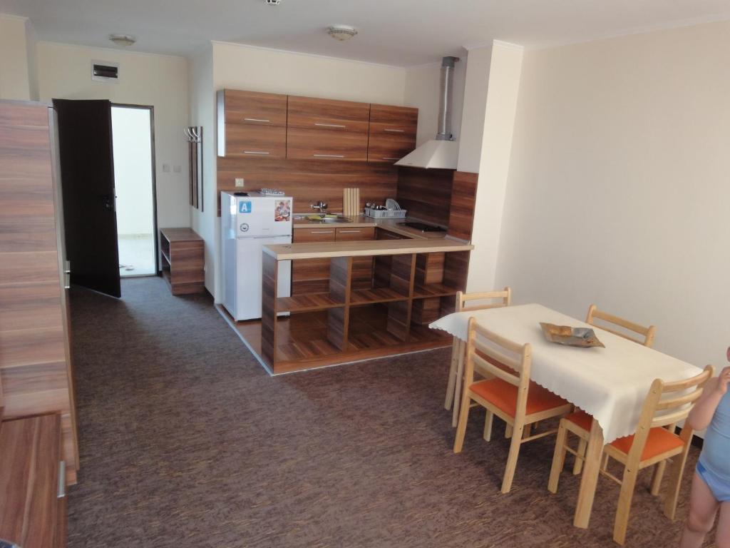 St. George Apartments Nesebar Luaran gambar